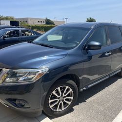 2014 Nissan Pathfinder