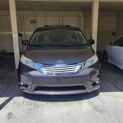 2011 Toyota Sienna For Sale 