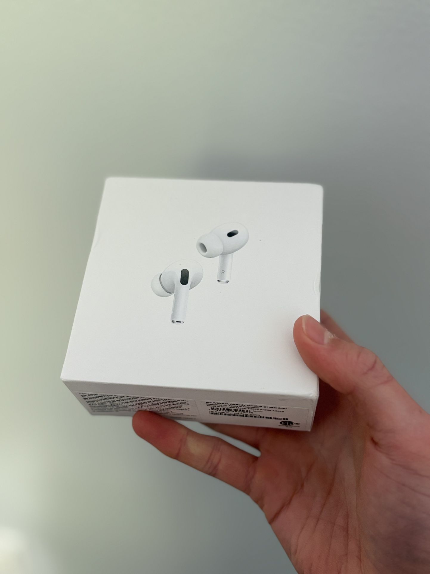 Airpods Pro 2 BRAND NEW SEALED (NEGOTIABLE)