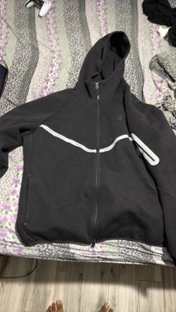 Nike tech (XL) reflective