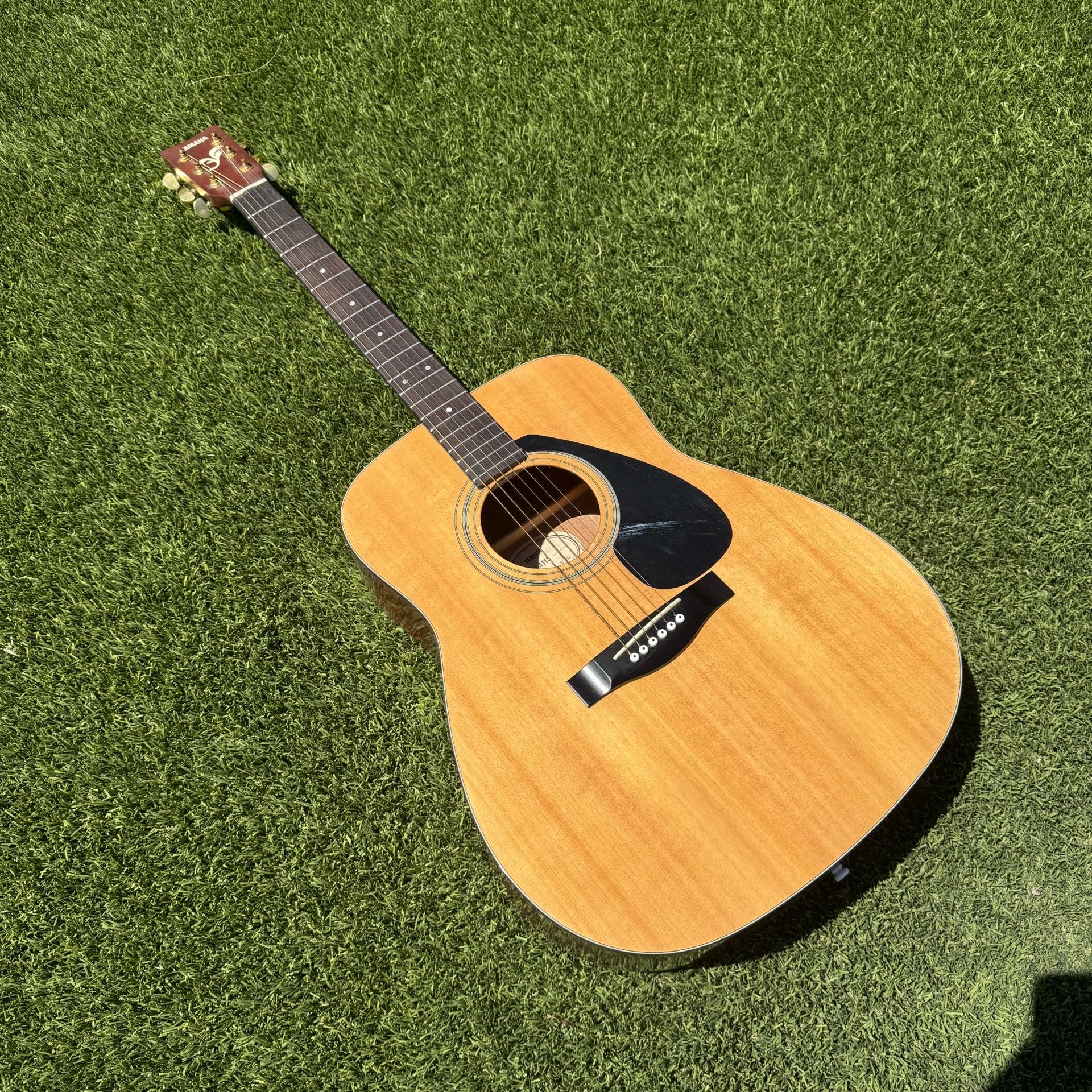 Yamaha FG-411S Dreadnought Acoustic Guitar