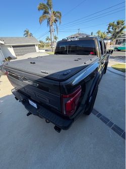 Diamondback truck bed cover ford f150
