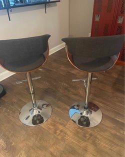 Set of 2 Adjustable Bar Stools *will negotiate price*