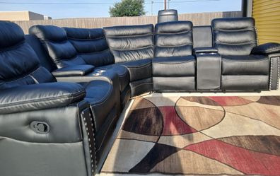 ✨️Black Reclining Sectional  w/ Recliners