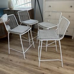 4 Counter Stools