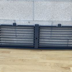 CHEVROLET EQUINOX TRAVERSE GMC TERRAIN BUICK ENCLAVE GRILLE SHUTTER W/ MOTOR OEM