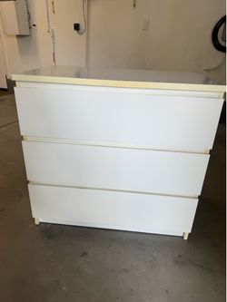 Ikea dresser chest with 3 drawers