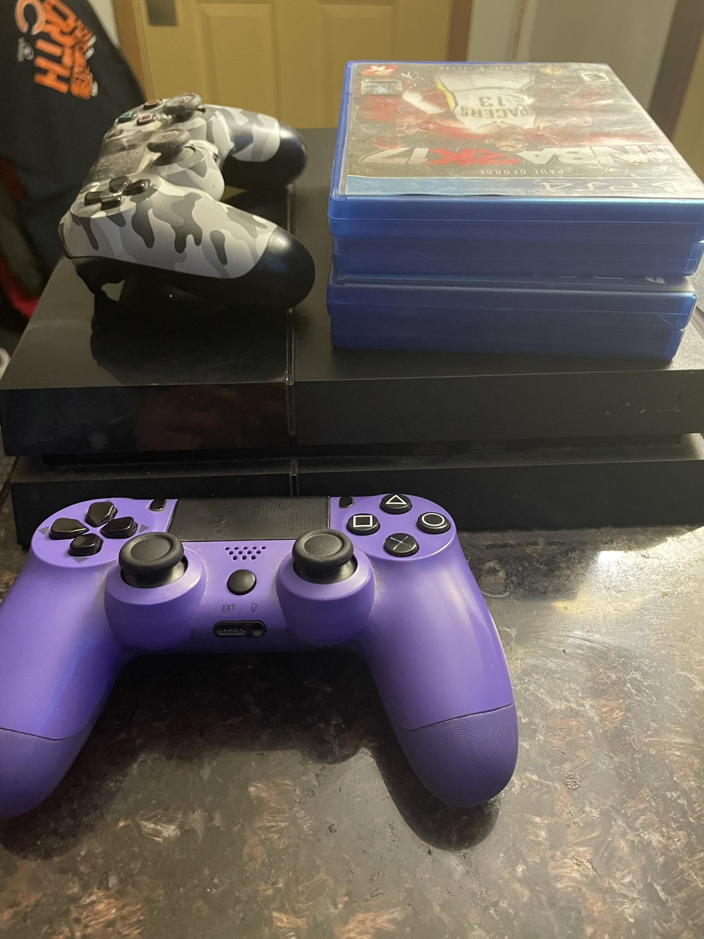 PS4
