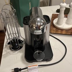 NESPRESSO Machine 