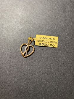 10k real solid gold with real diamonds pendant 1” and .9gr