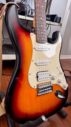 Squier Stratocaster Electric Guitar Sunburst