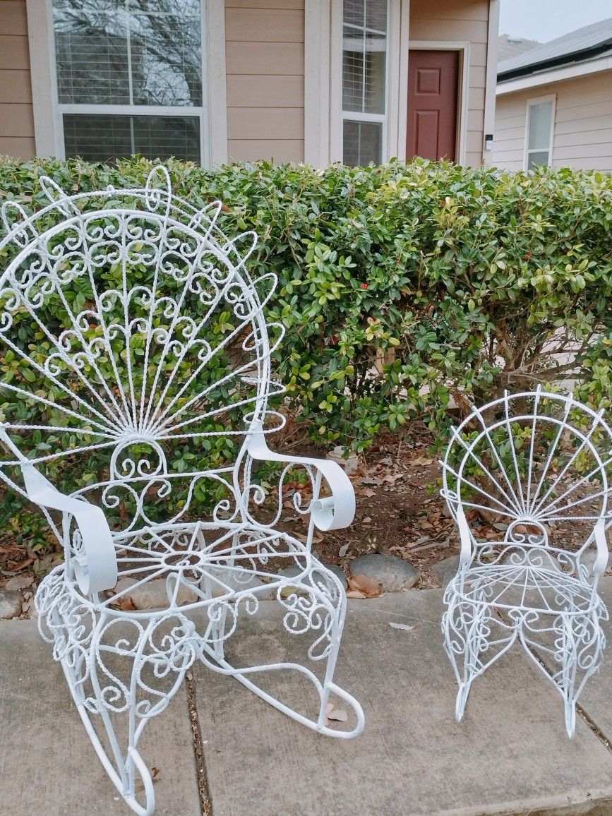 Vintage Iron Peacock Rocking Chairs1