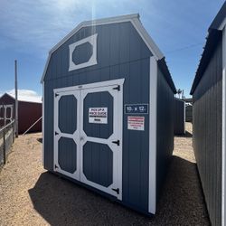 10x12 lofted barn / shed / storage / tools / garden 