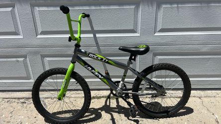 Huffy Rock It 2.0 BMX