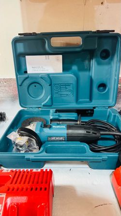 Makita Oscillating Multi-Tool with Case