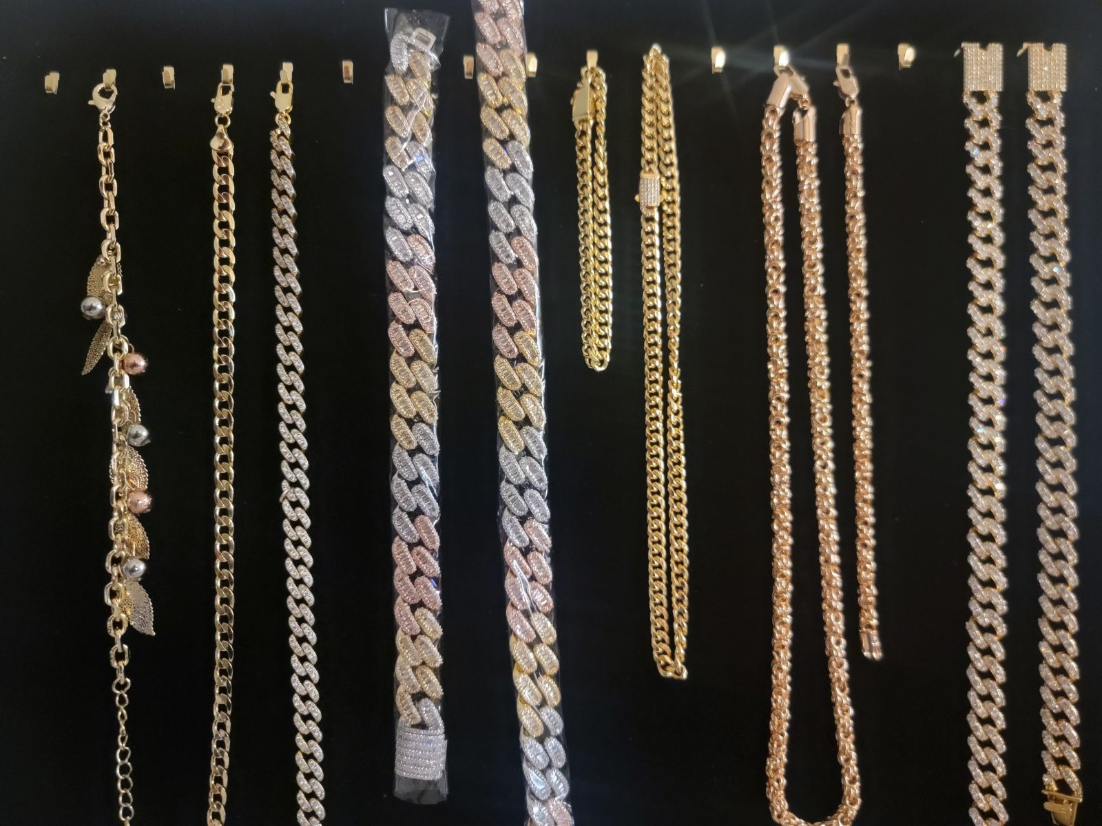 Anklet’s And Necklace With Bracelets