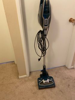 Shark floor vac
