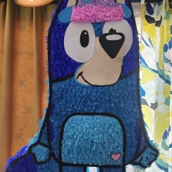 Bluey Pinata/custom 