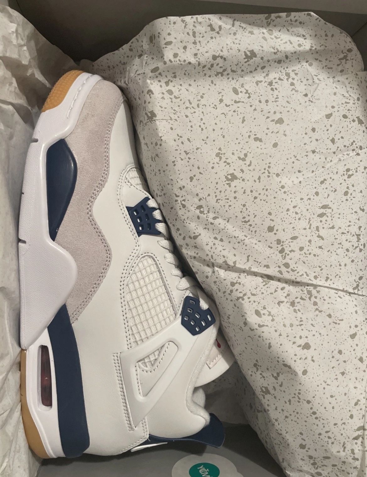 Jordan 4 SB SIZE 9.5