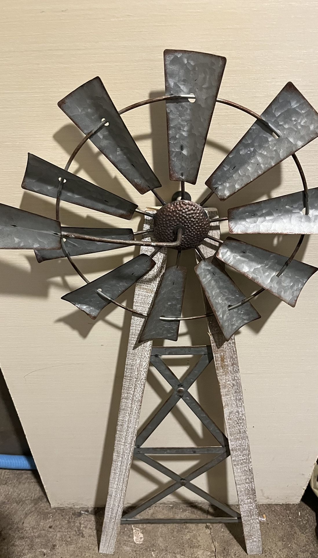 Windmill Decor