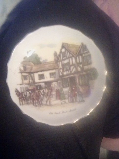 Old Coach House Plate