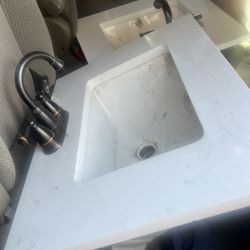 2 Sinks $25 Each