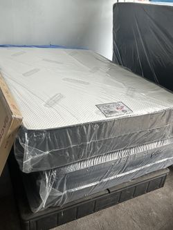 🚚 MATTRESS. SALE. BRAND NEW. TWIN SIZE. $100 FULL SIZE MATTRESS $179. QUEEN SIZE. $199. KING SIZE MATTRESS. $349 LOCATION.303 POCASSET AVE PROVIDENCE