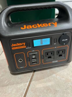Jackery Explorer 300 power battery earthquake emergency camping works great!