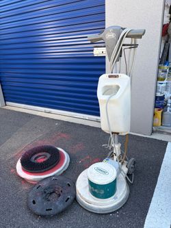 Tennant floor buffer