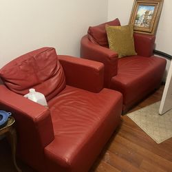 SET. OF. RED.  LEATHER. CHAIRS.  ( High. End. ). 