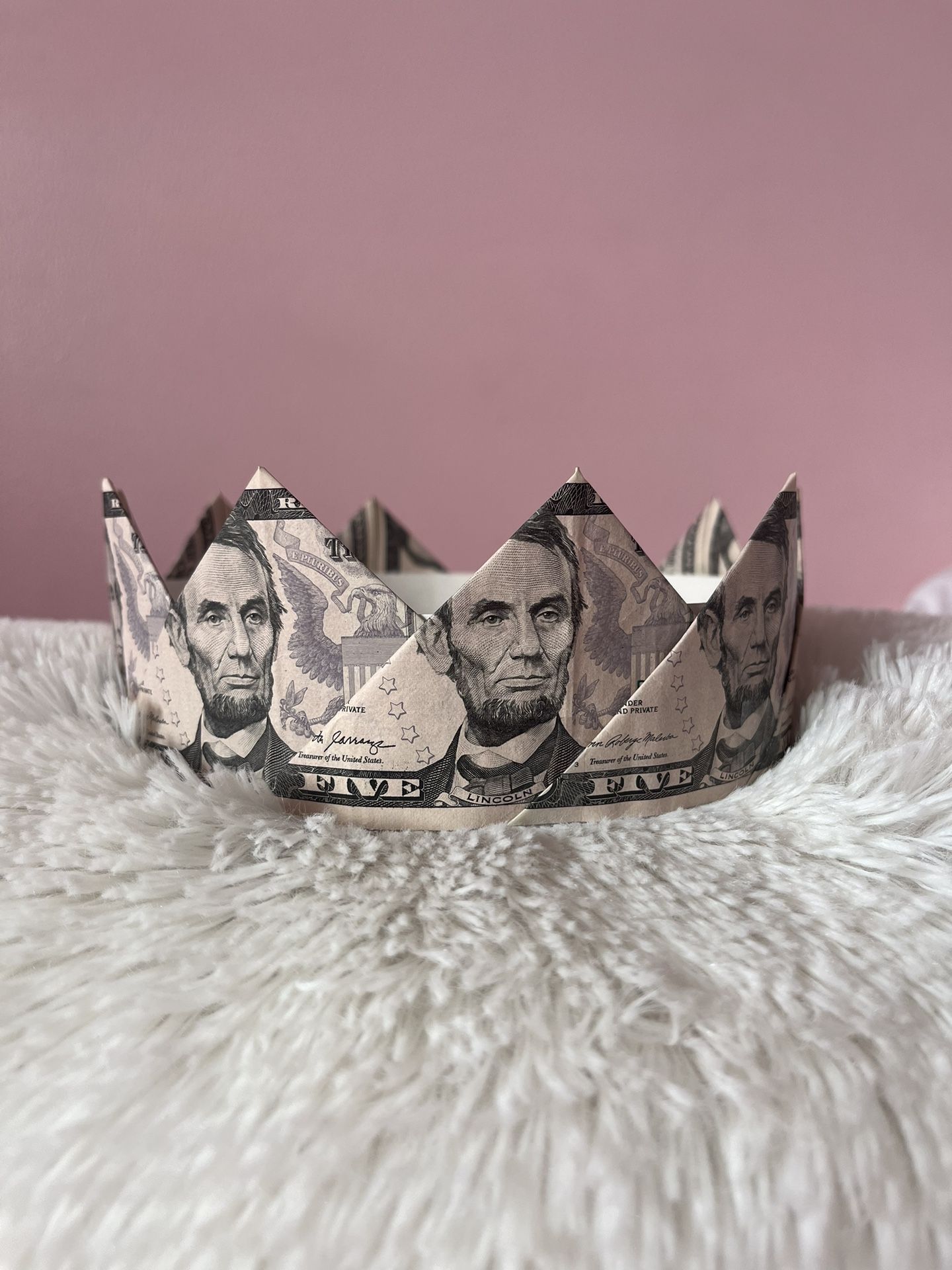 Money Crown