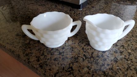 Milk glass set