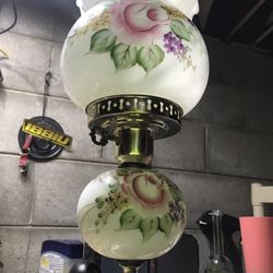 Vintage Hurricane /gone With The Wind Lamp