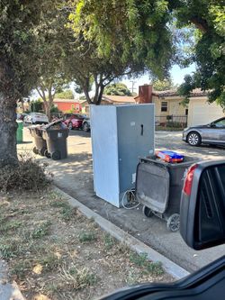 Metal scrap free fridge