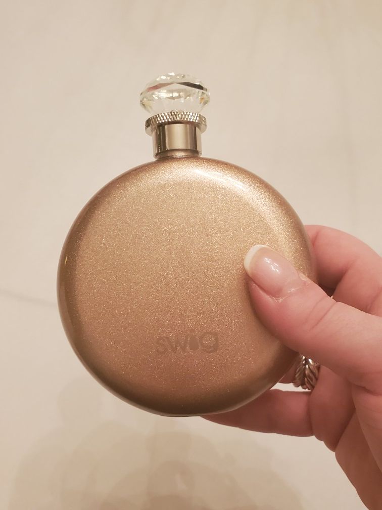 SWIG Rose gold flask