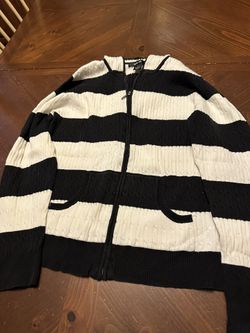 Hooded Sweater