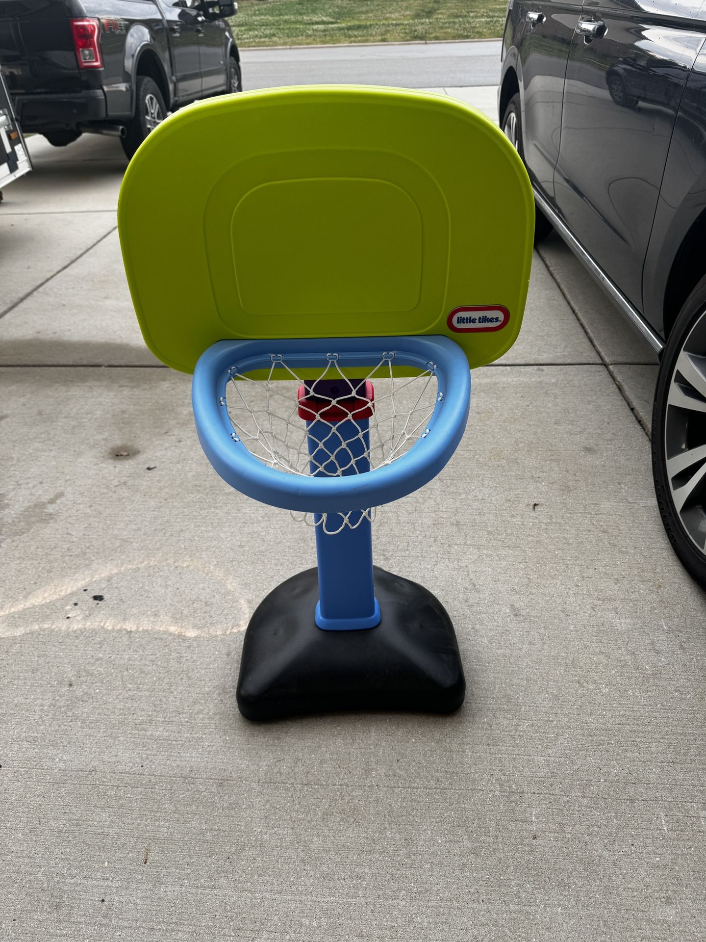 Kids Basketball Hoop
