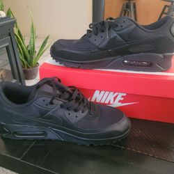 Nike Air Max 90 men's size 11