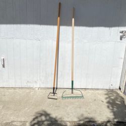 Rake And Hula 