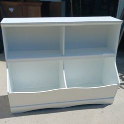 Cubby Organizer  / Toy Box Bookshelf