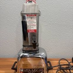 Vintage VitaMix Mixer 3600 Chrome Juicer Blender Model
