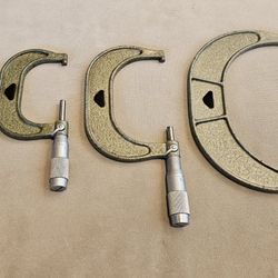 Set of 4 - Outside Micrometers - 5"-6" / 3"-4" / 2"-3" / 1"-2" Made in USA