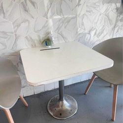 White Restaurant Dinning Table 30in x 30in