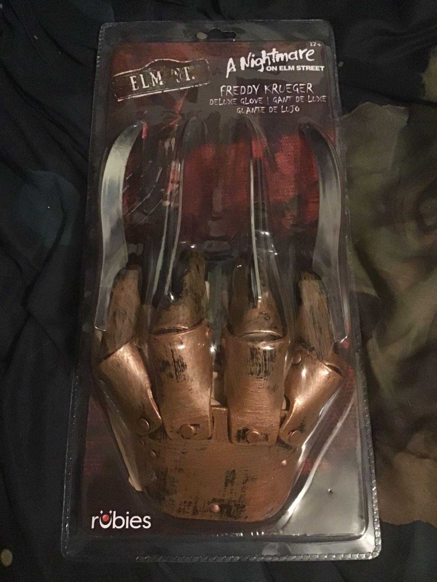 Rubies A Nightmare on Elm Street: Freddy Krueger Deluxe Glove