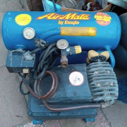 Air compressor