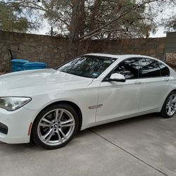 2013 BMW 740i  M Sport Pkg