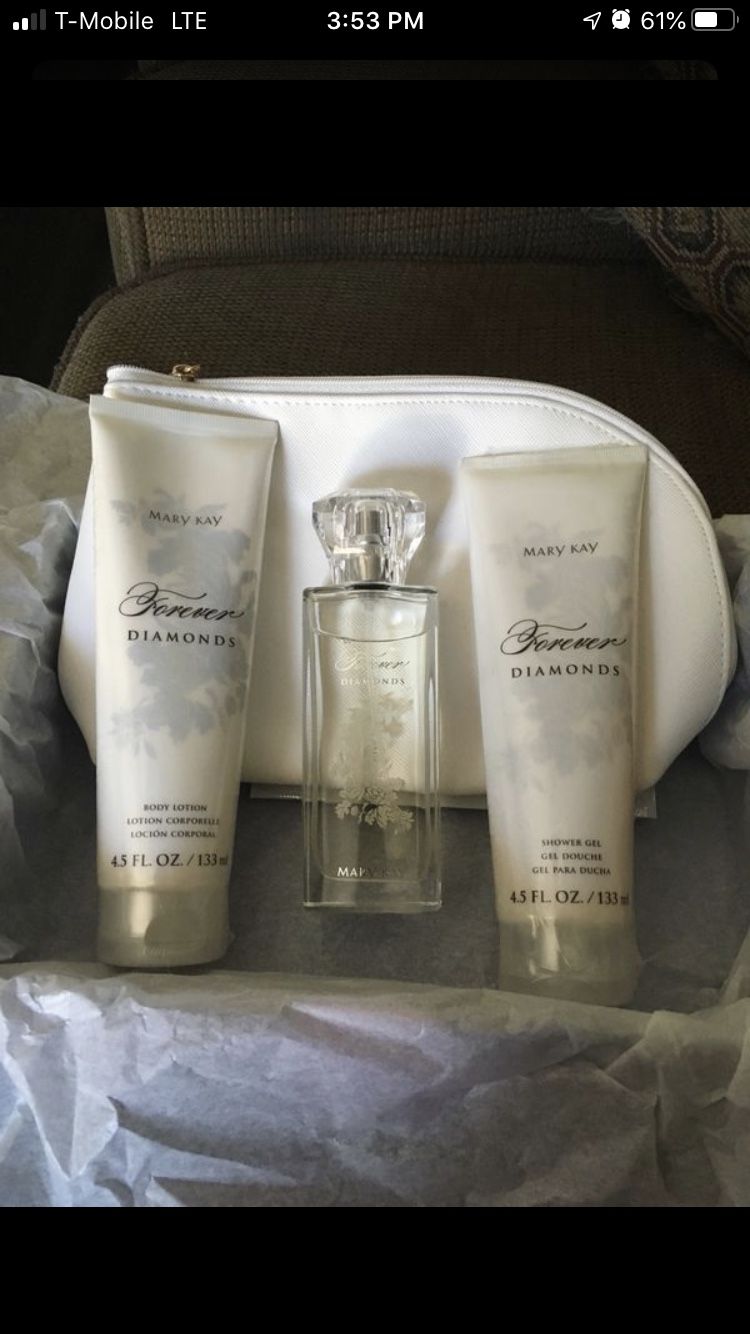 Mary Kay forever diamonds perfume set