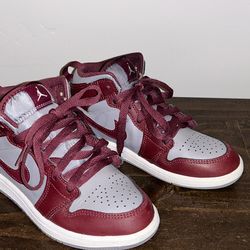AIR JORDAN 1s maroon and grey  size 1Y