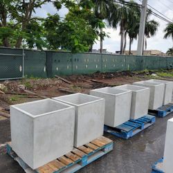 Concrete Square Stone Planter / Cement Backyard Patio Pots Garden Planters