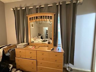 Ashley furniture dresser with mirror